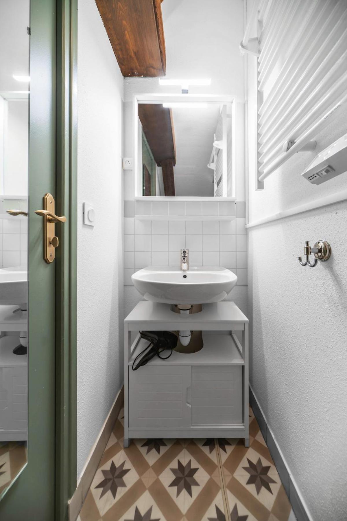 Residence Bains Callou Situee Face Aux Thermes Vichy Ruang foto