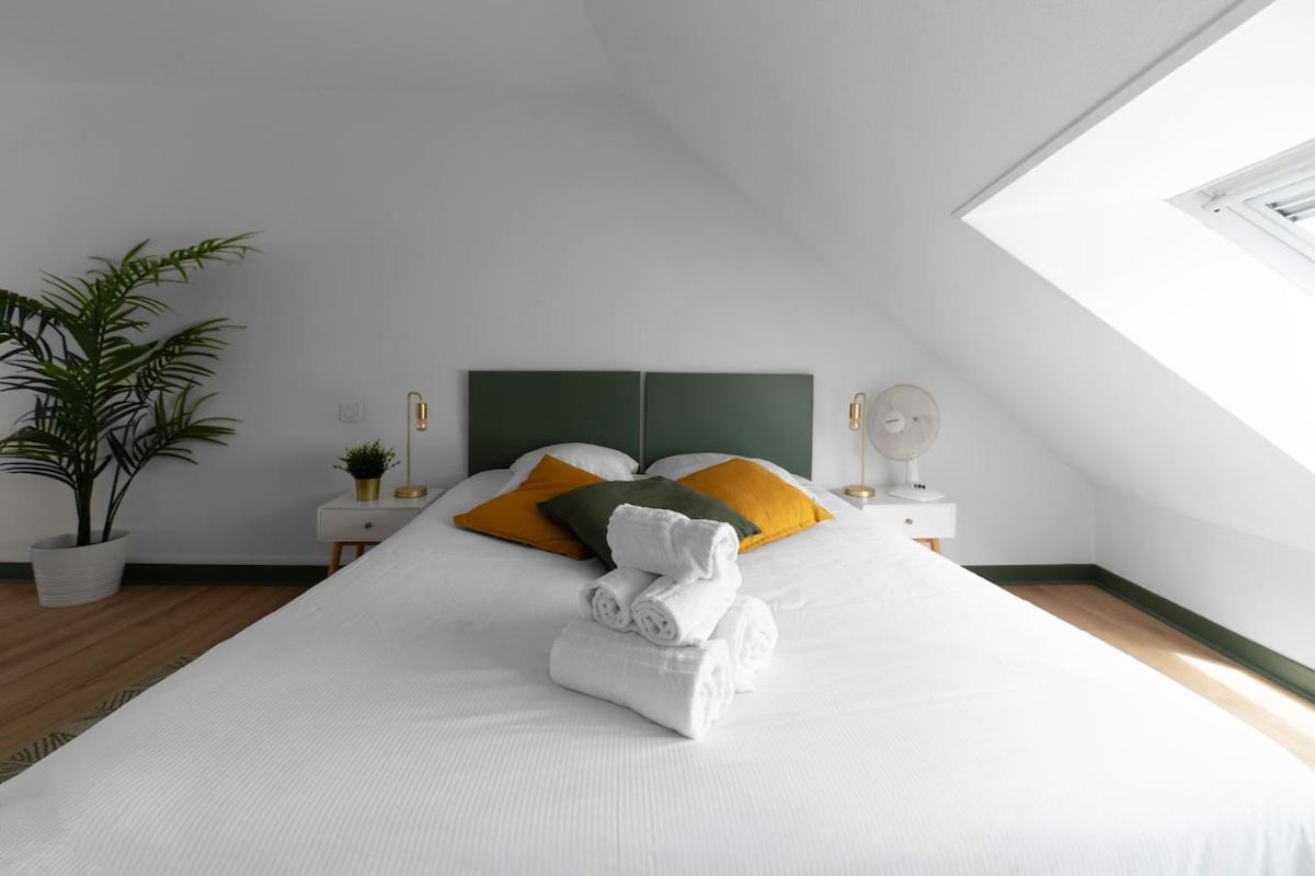 Residence Bains Callou Situee Face Aux Thermes Vichy Ruang foto